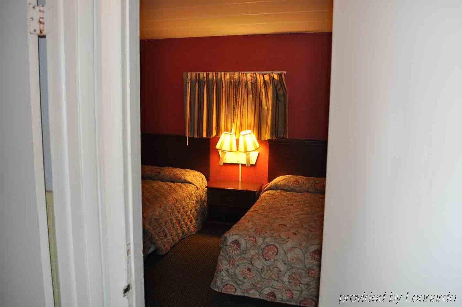 Belmont Inn & Suites เวอร์จิเนียบีช ภายนอก รูปภาพ